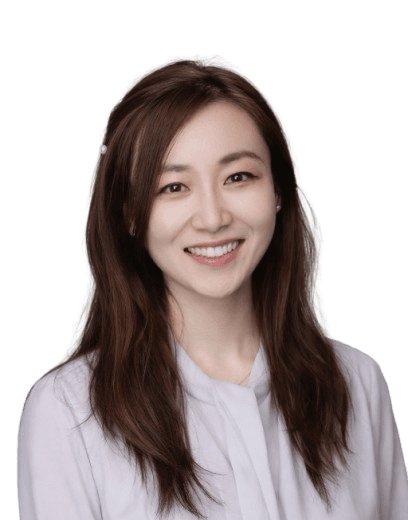 Junhua_Zhong_headshot-removebg-preview-6a398aefb44fa.png